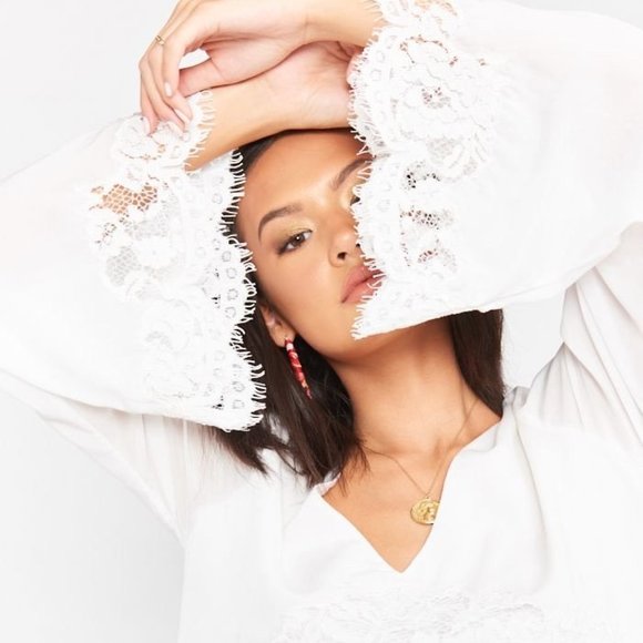 SMYM Carrie Flare Mini Dress White Lace - Picture 3 of 7